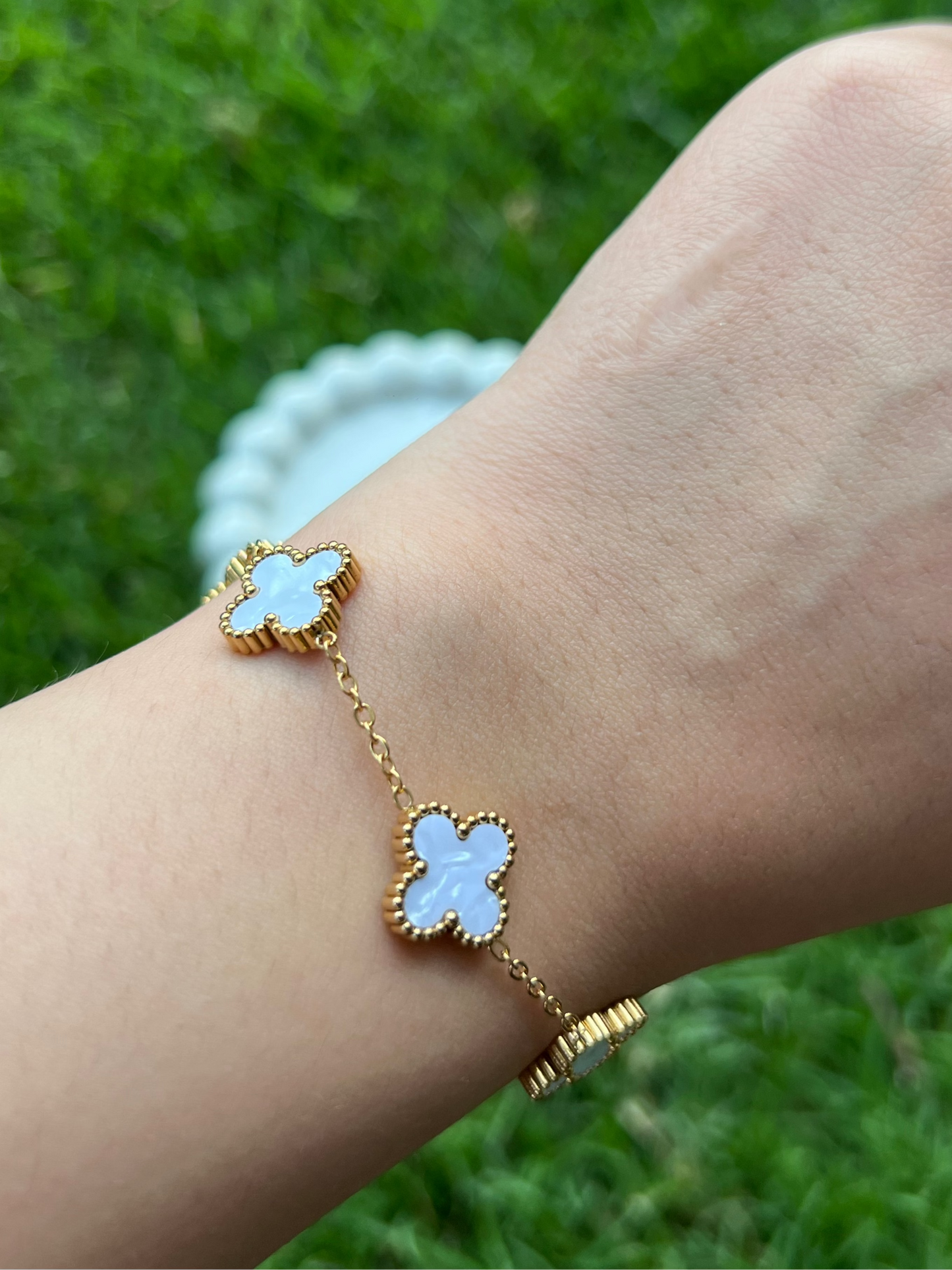 Serene Clover Bracelet