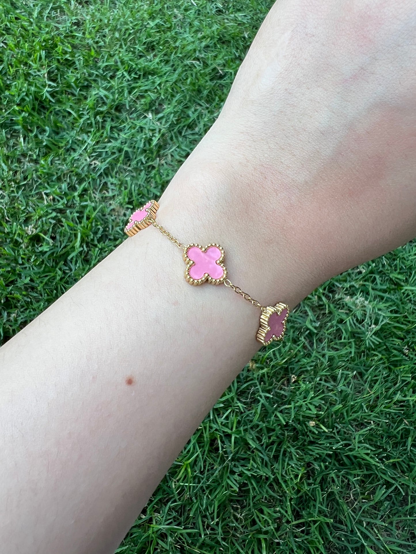 Rose Bloom Clover Bracelet