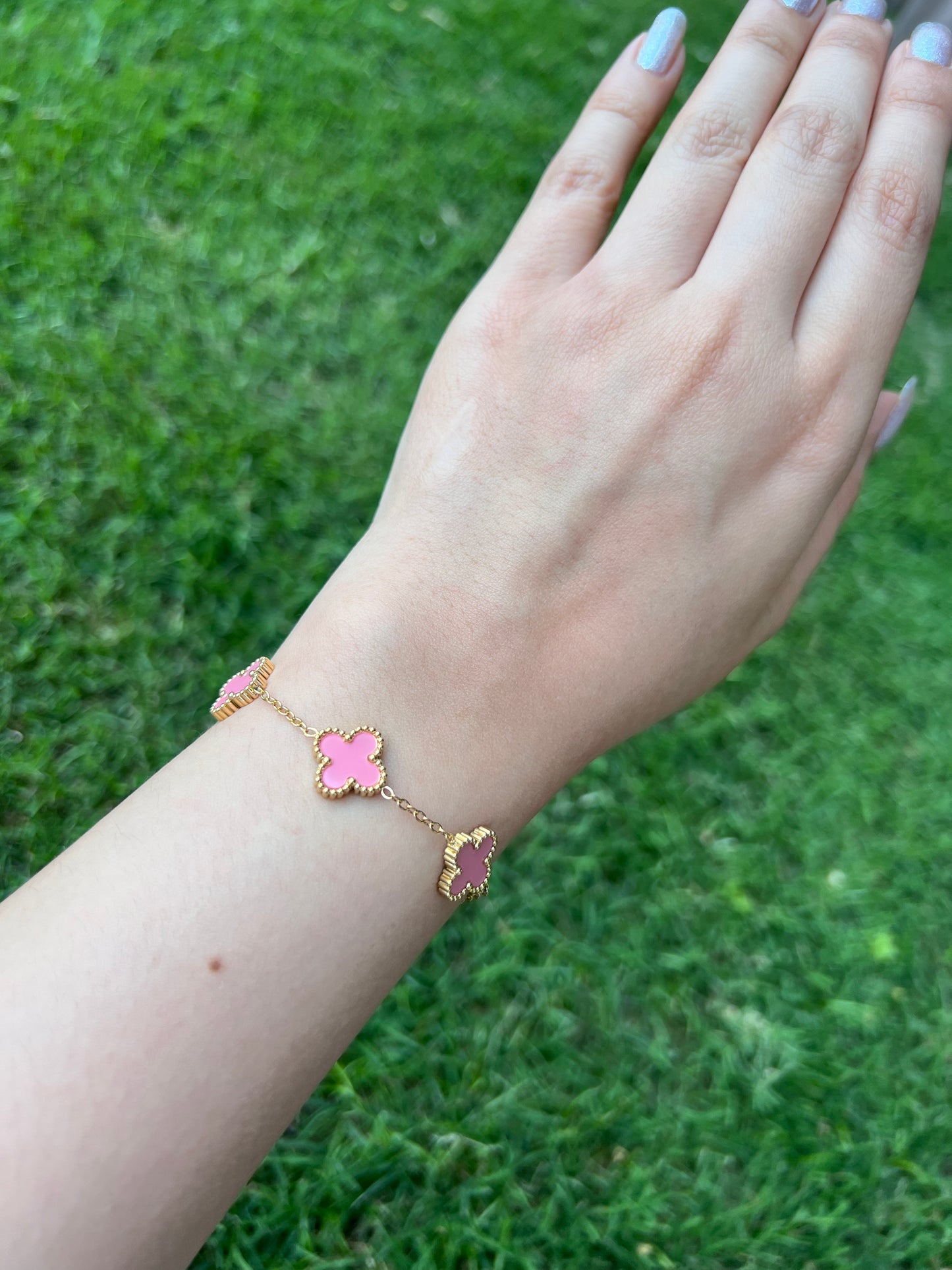 Rose Bloom Clover Bracelet
