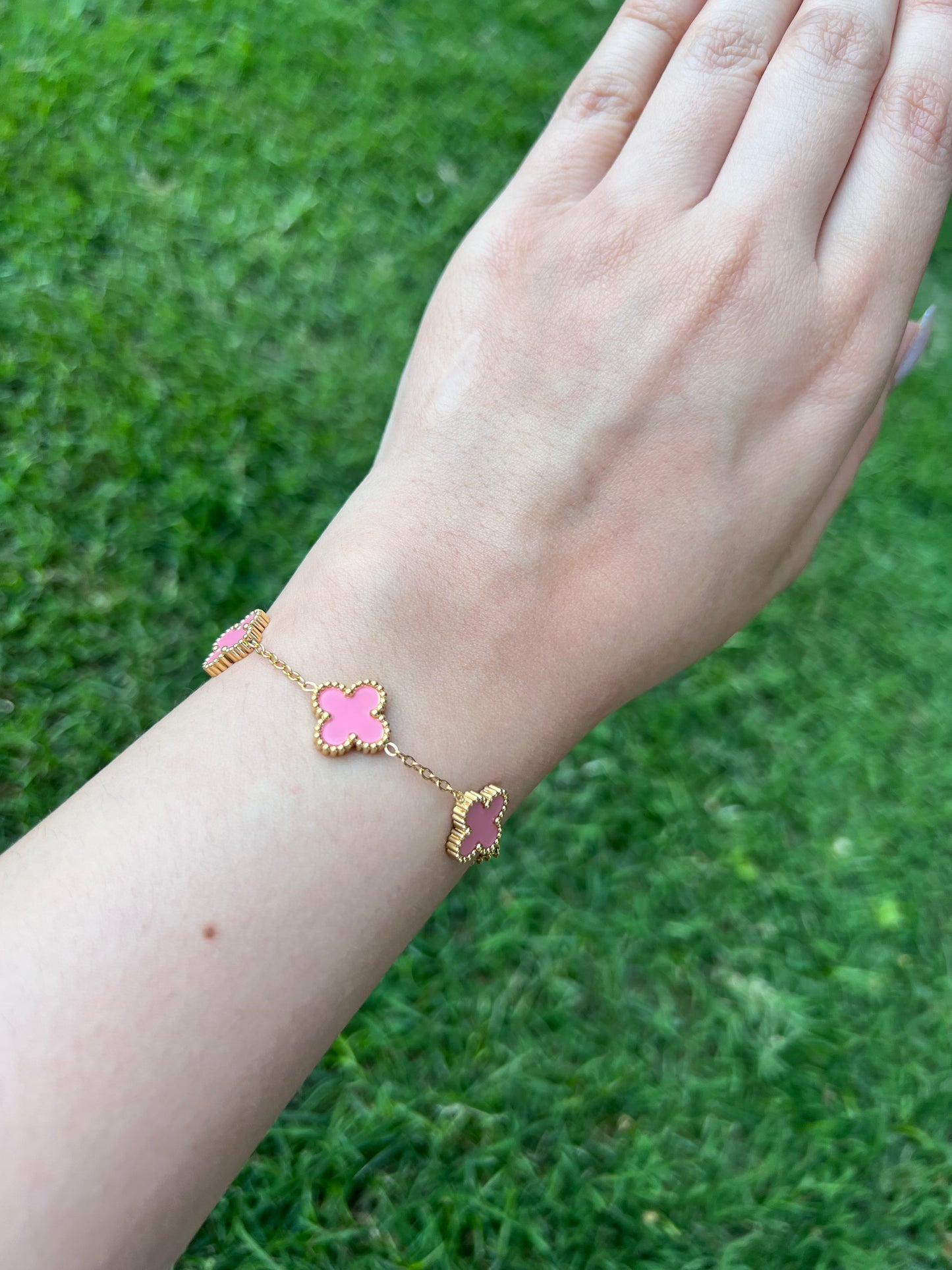 Rose Bloom Clover Bracelet