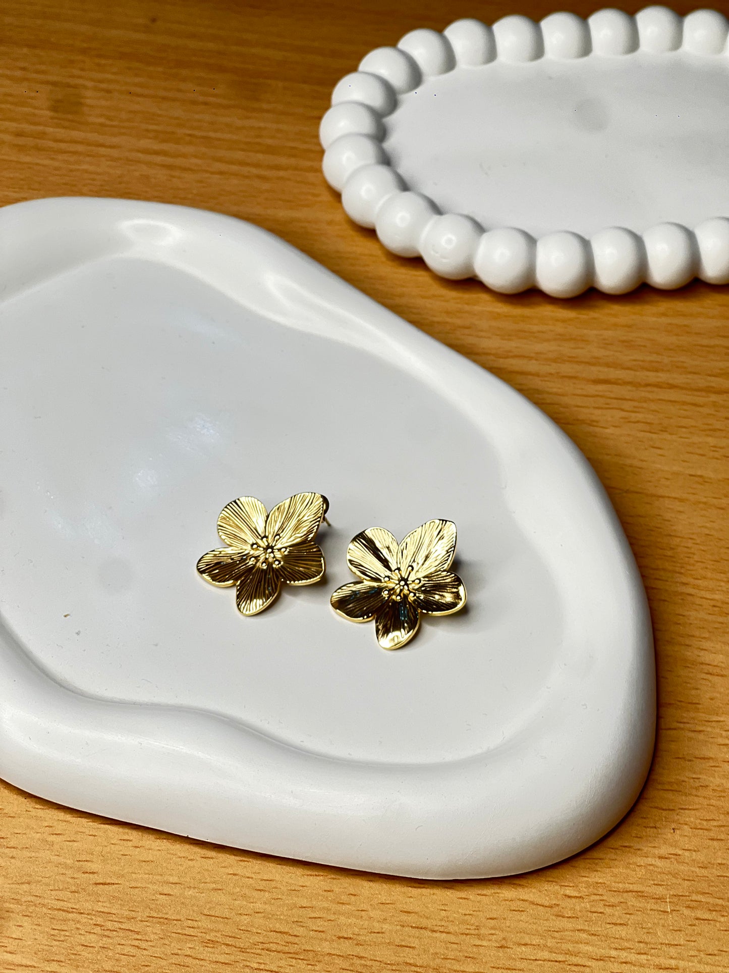 Textured Flower Gold Earrings