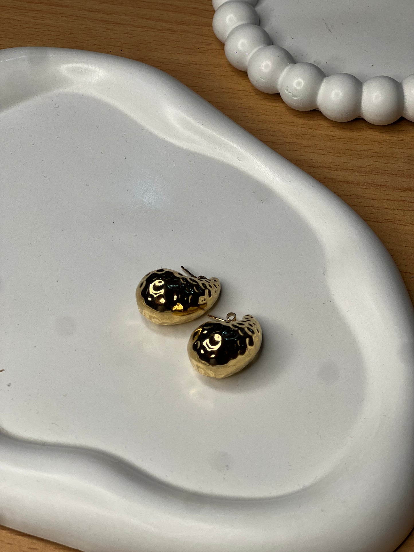 Speckled Teardrop Earrings