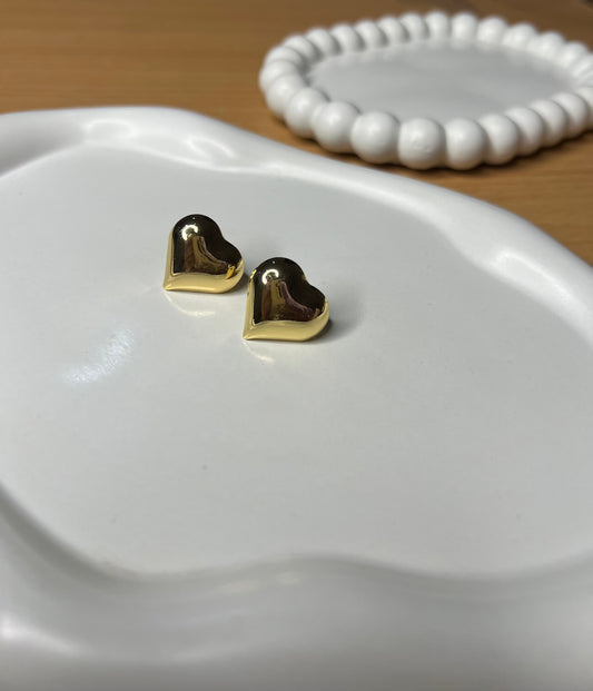 Sweetheart Embrace Studs (large)