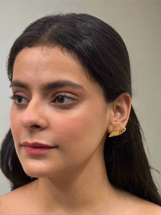 Whisper of Hearts Earrings