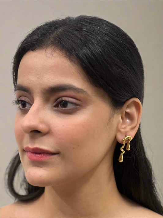 Dainty Gold Drop Earrings