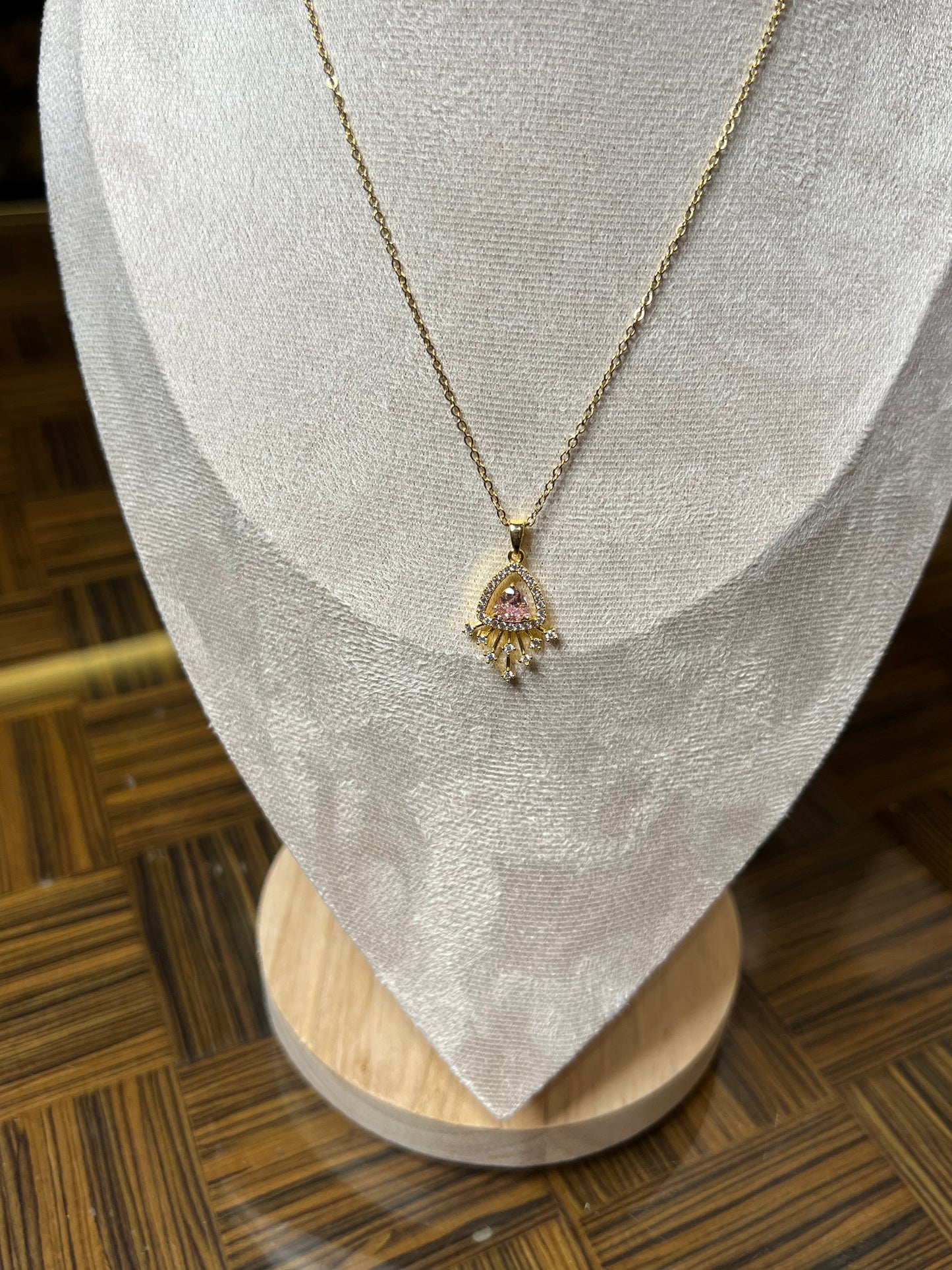 Blush Affair Necklace