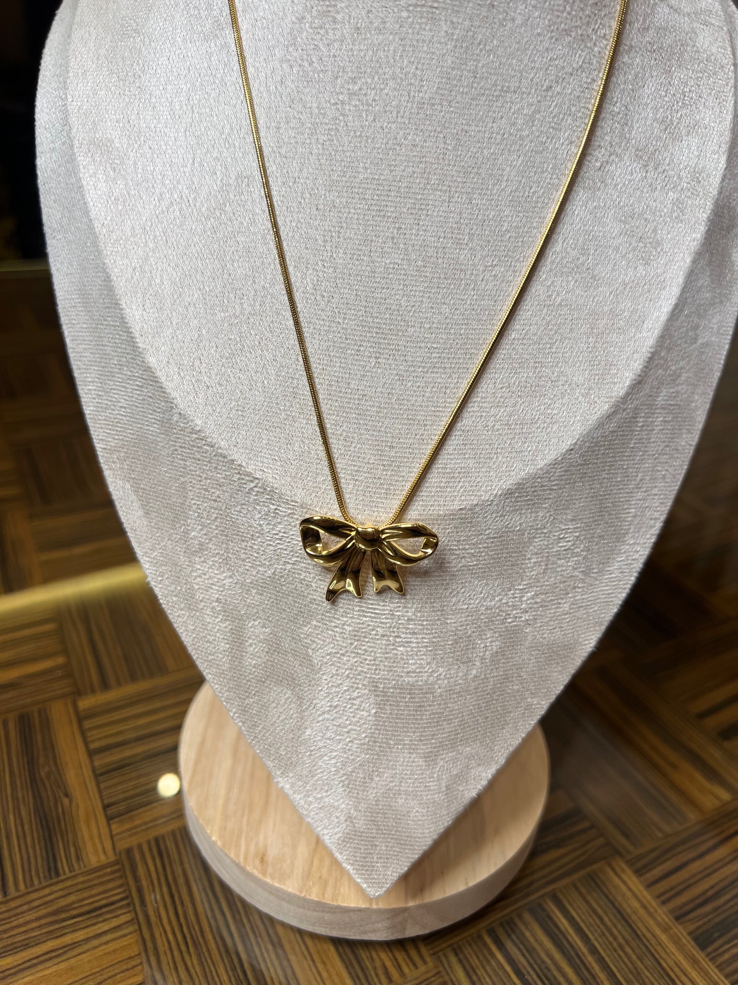 Knotty Babe Necklace