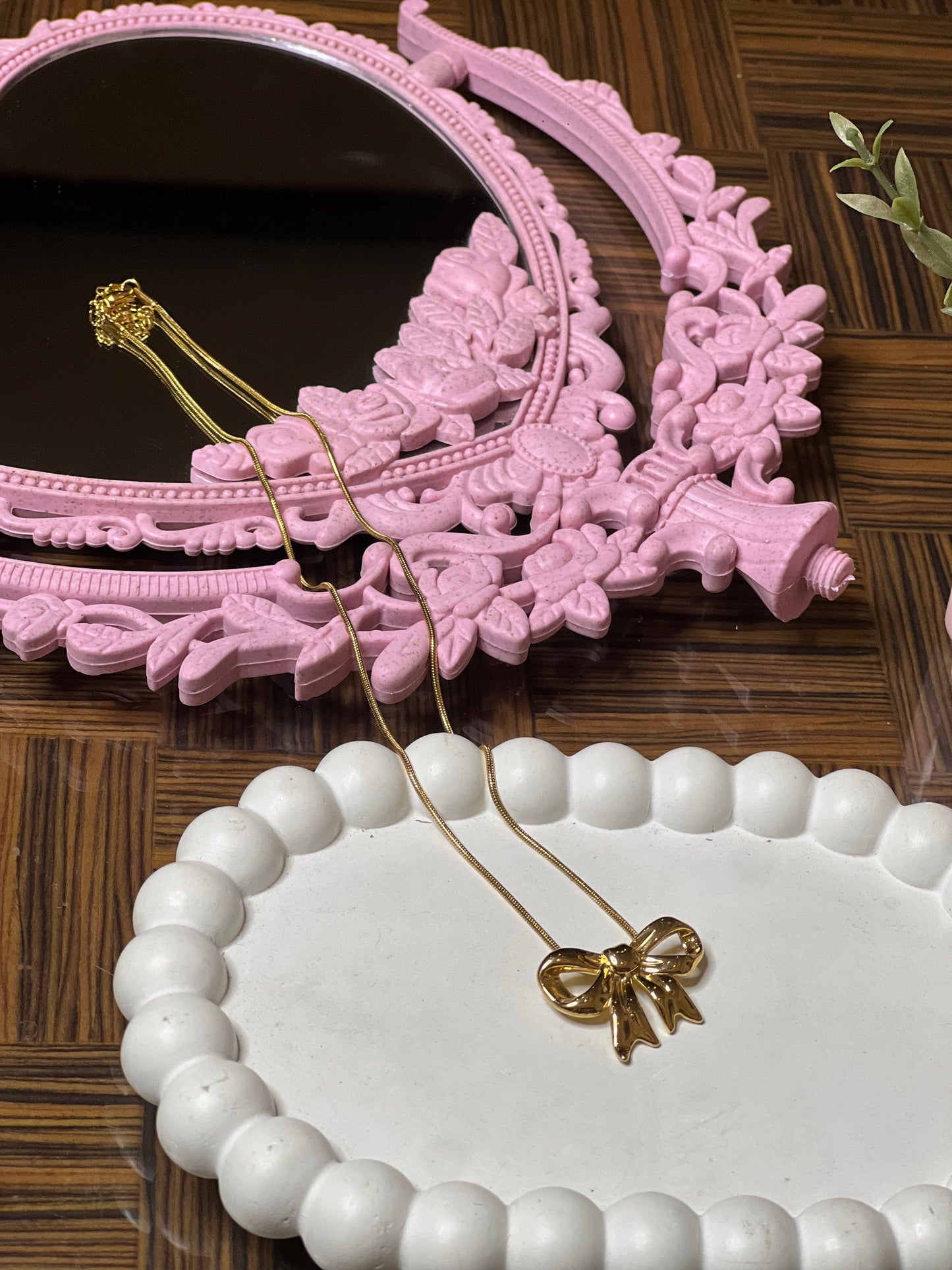 Knotty Babe Necklace