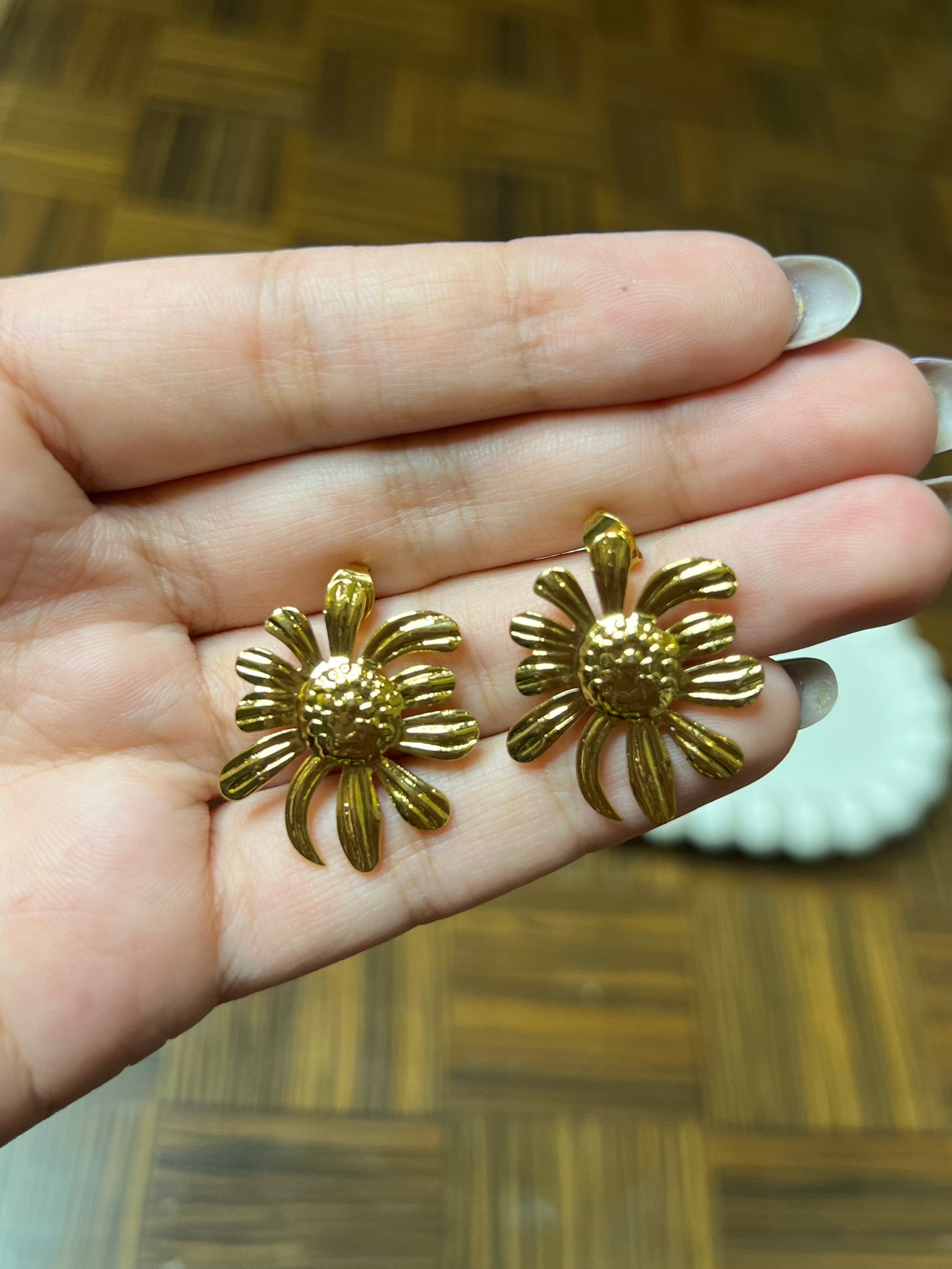 Daizy Daze Earring