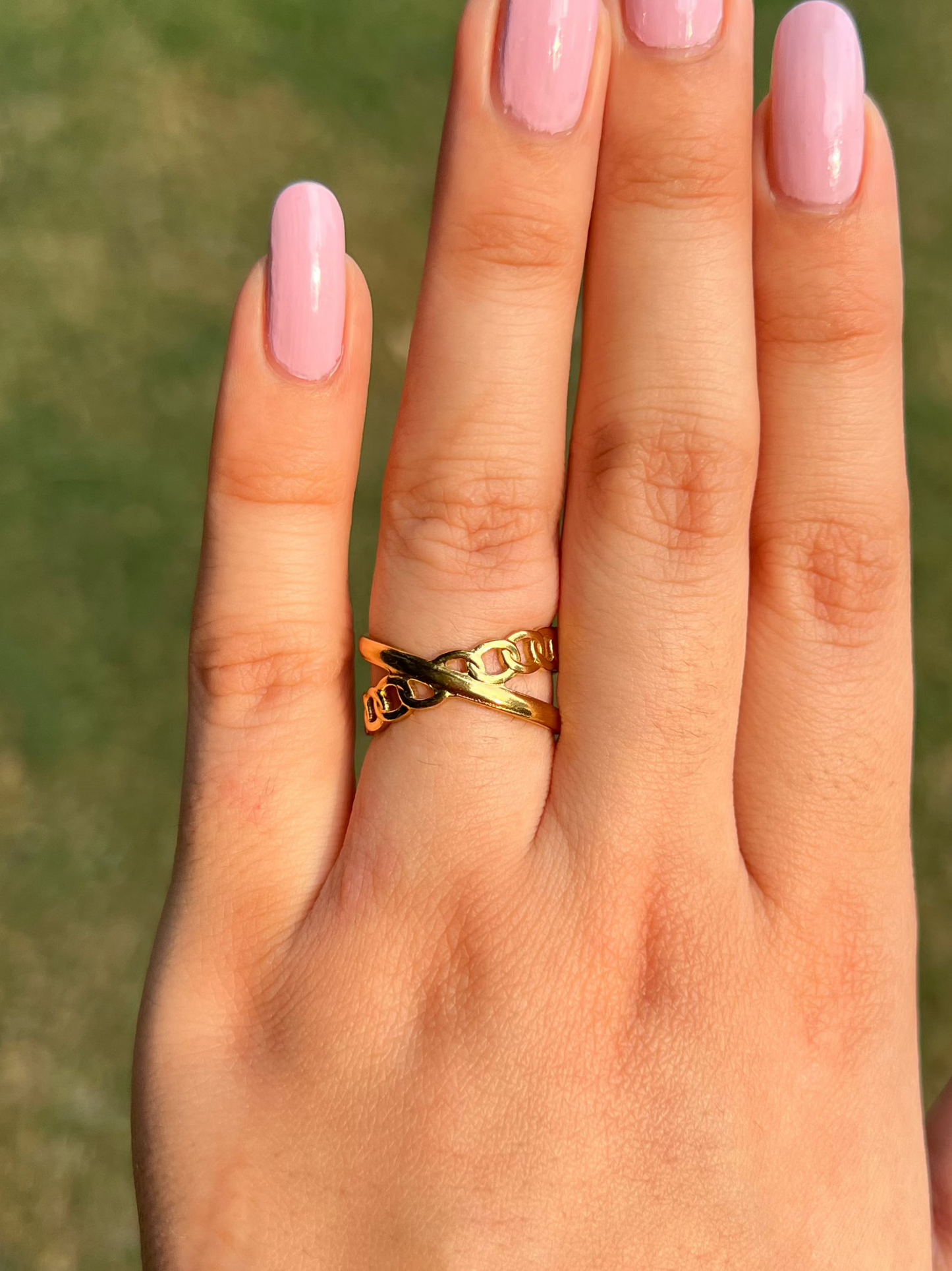 Zenya Loop Ring