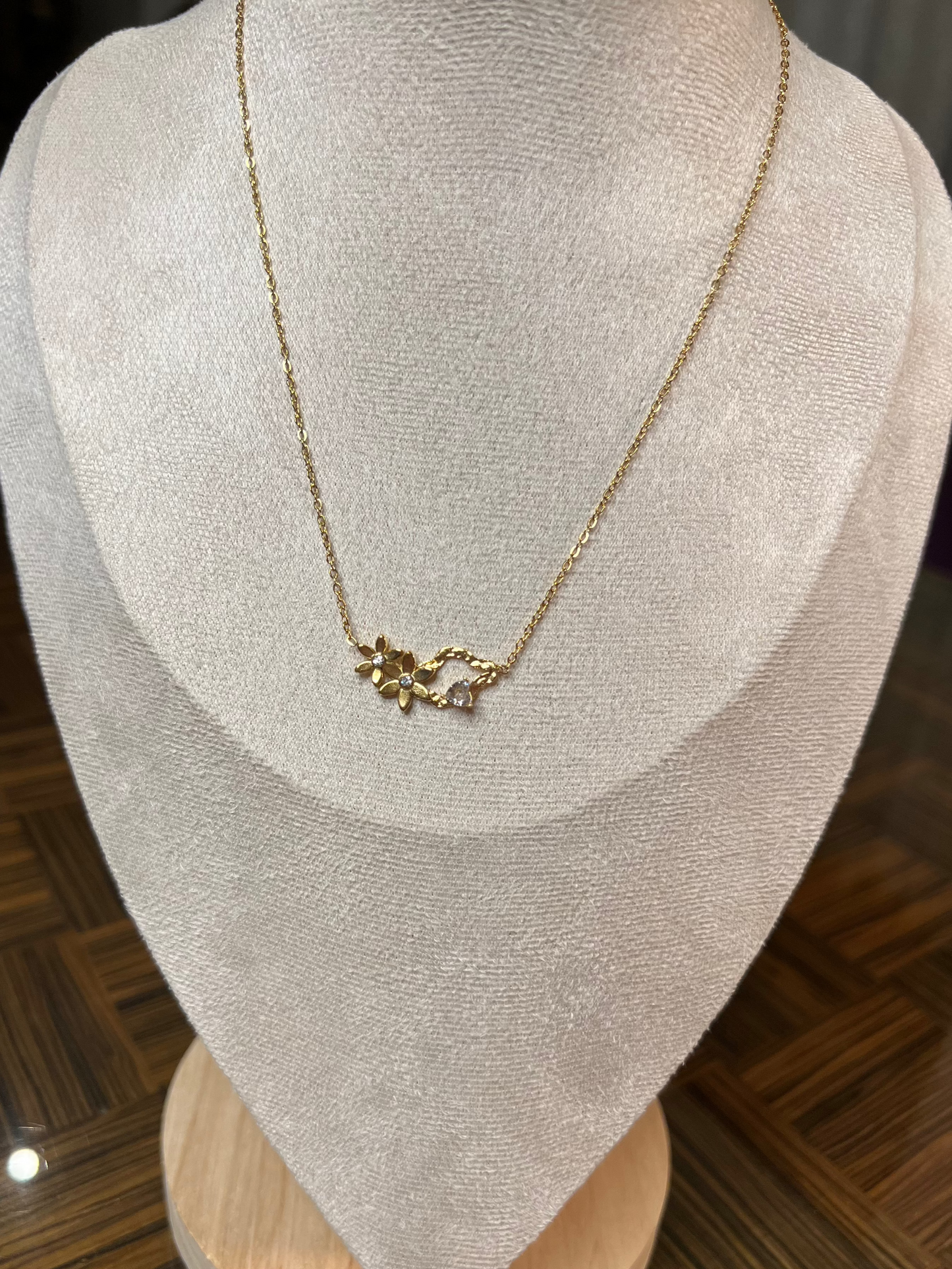 Floral Muse Necklace