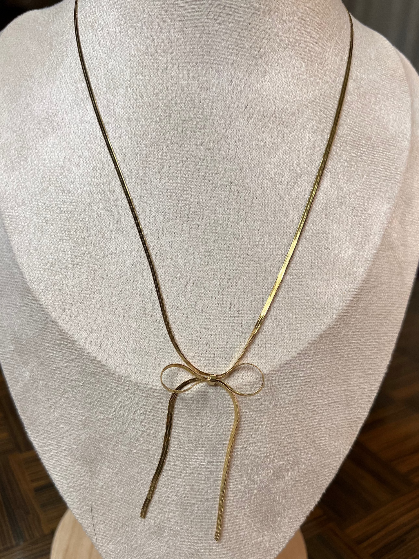 Diorra Knot Necklace