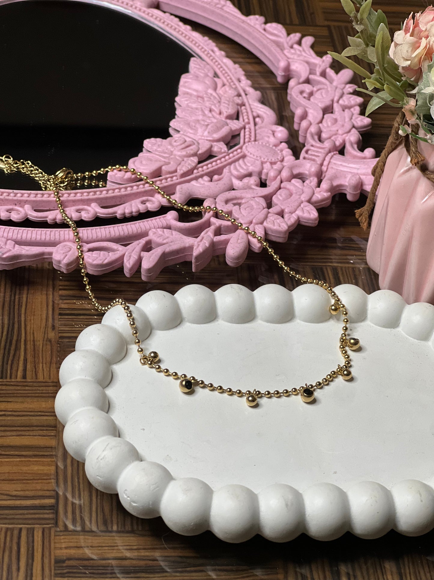 Nova Threads Necklace