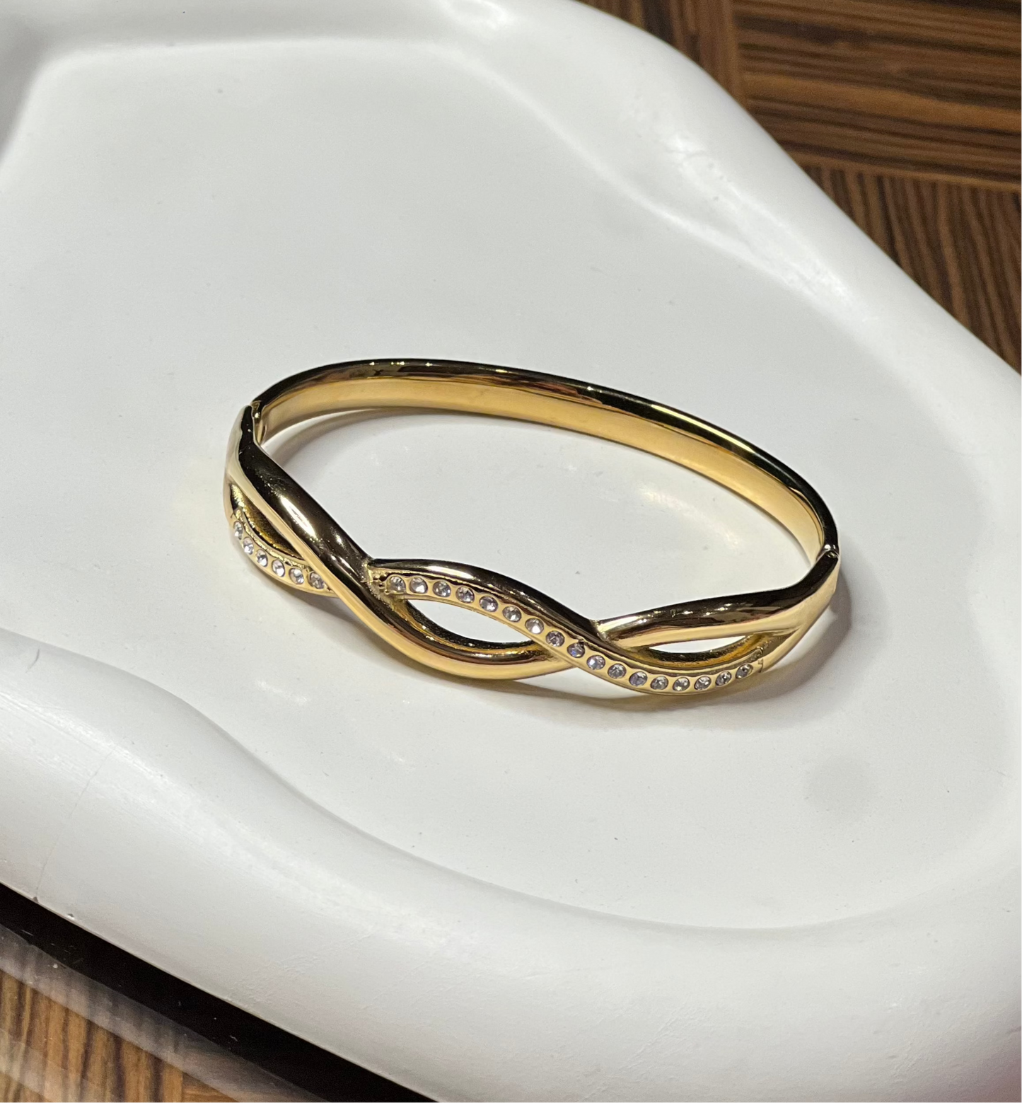 Infinity Loop Bracelet