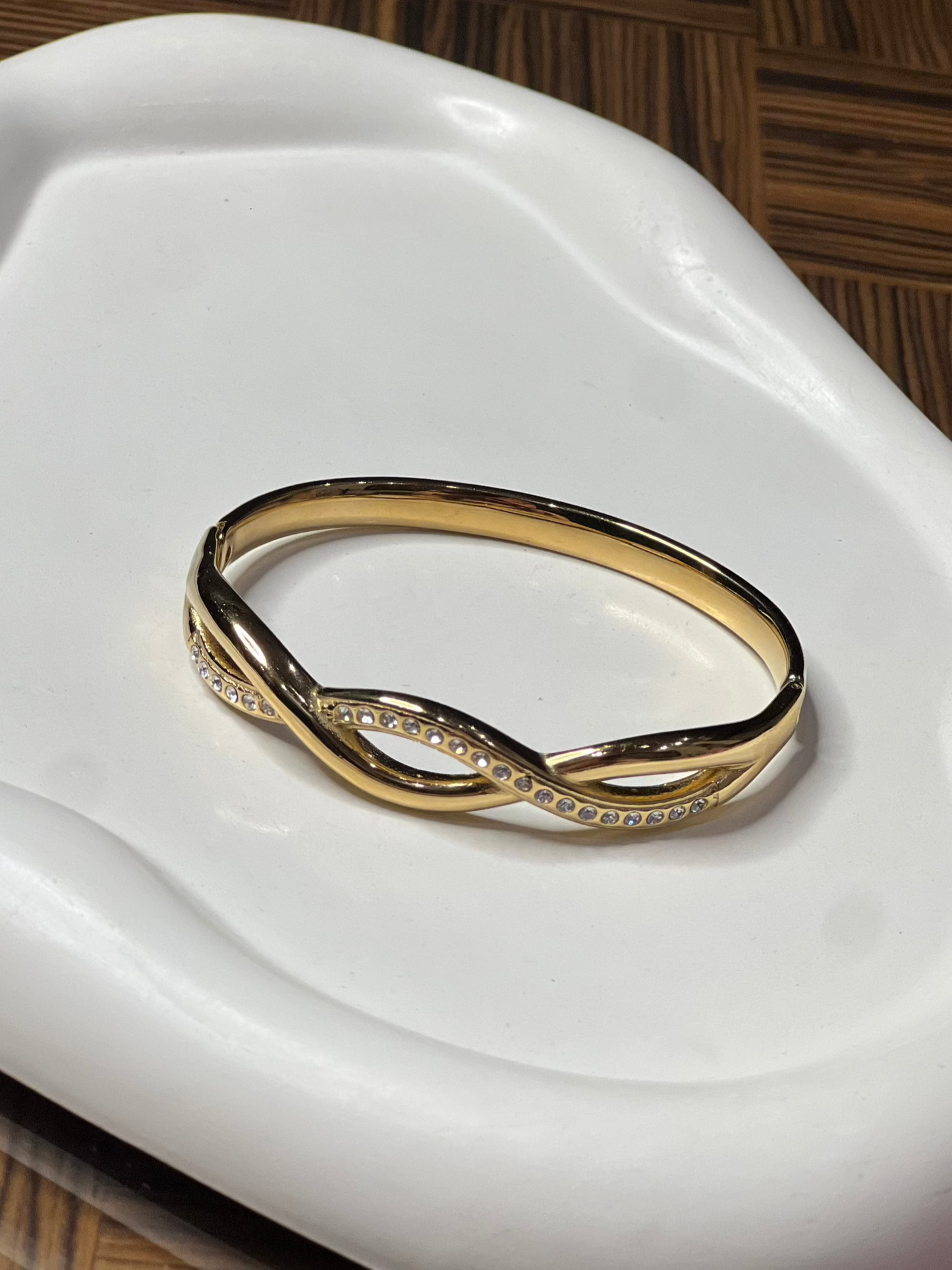 Infinity Loop Bracelet
