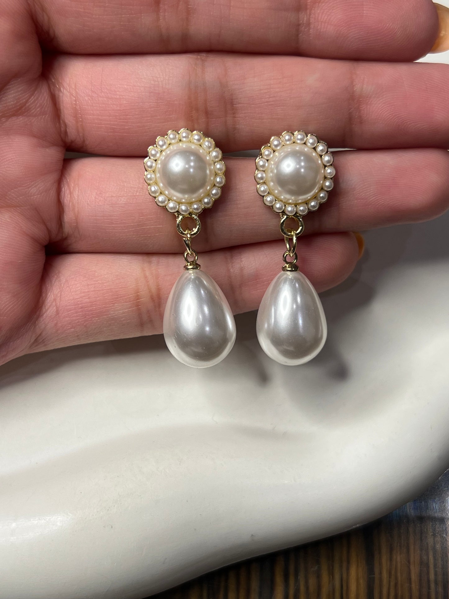 Drop Pearl Earrings