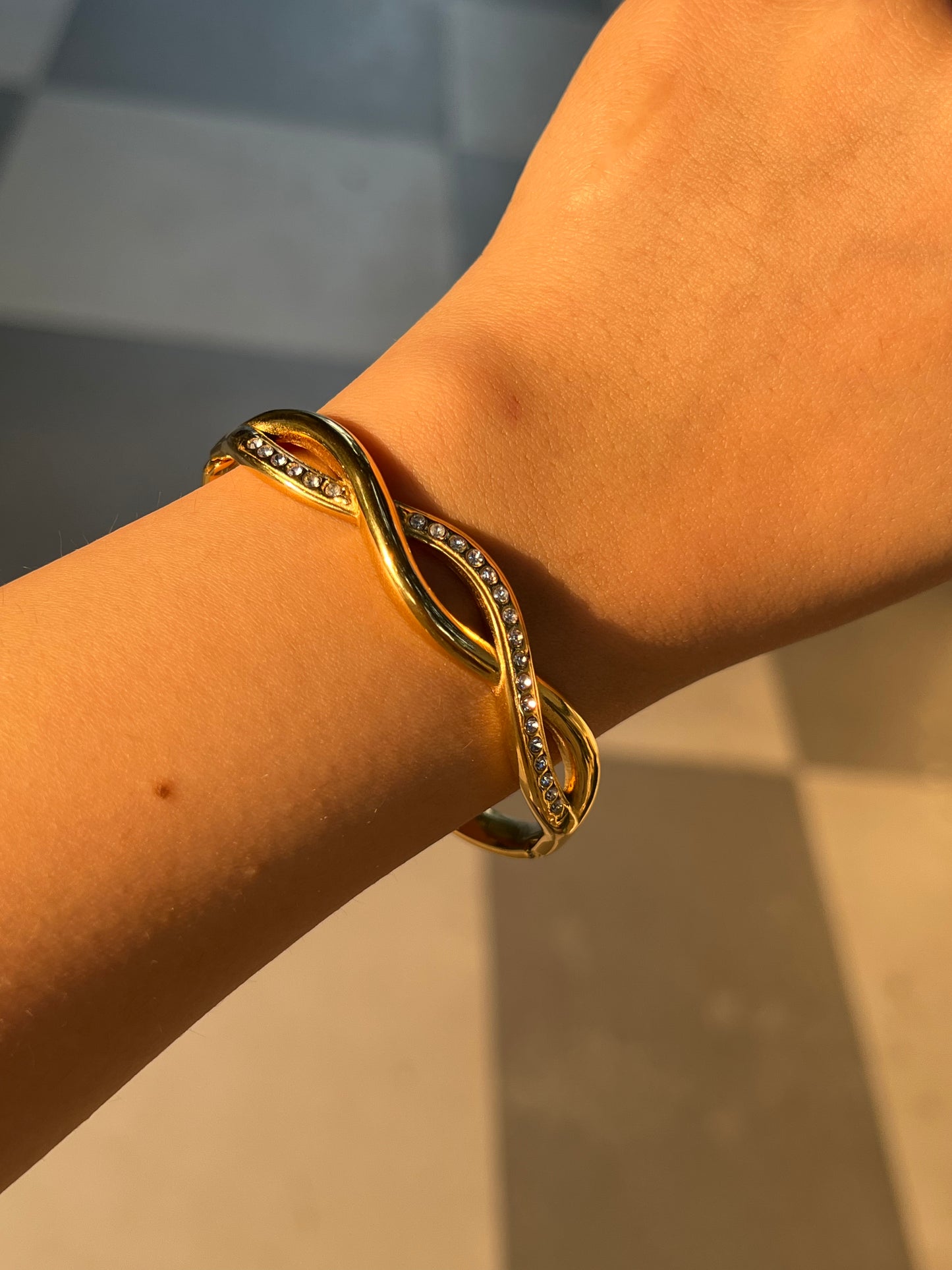 Infinity Loop Bracelet