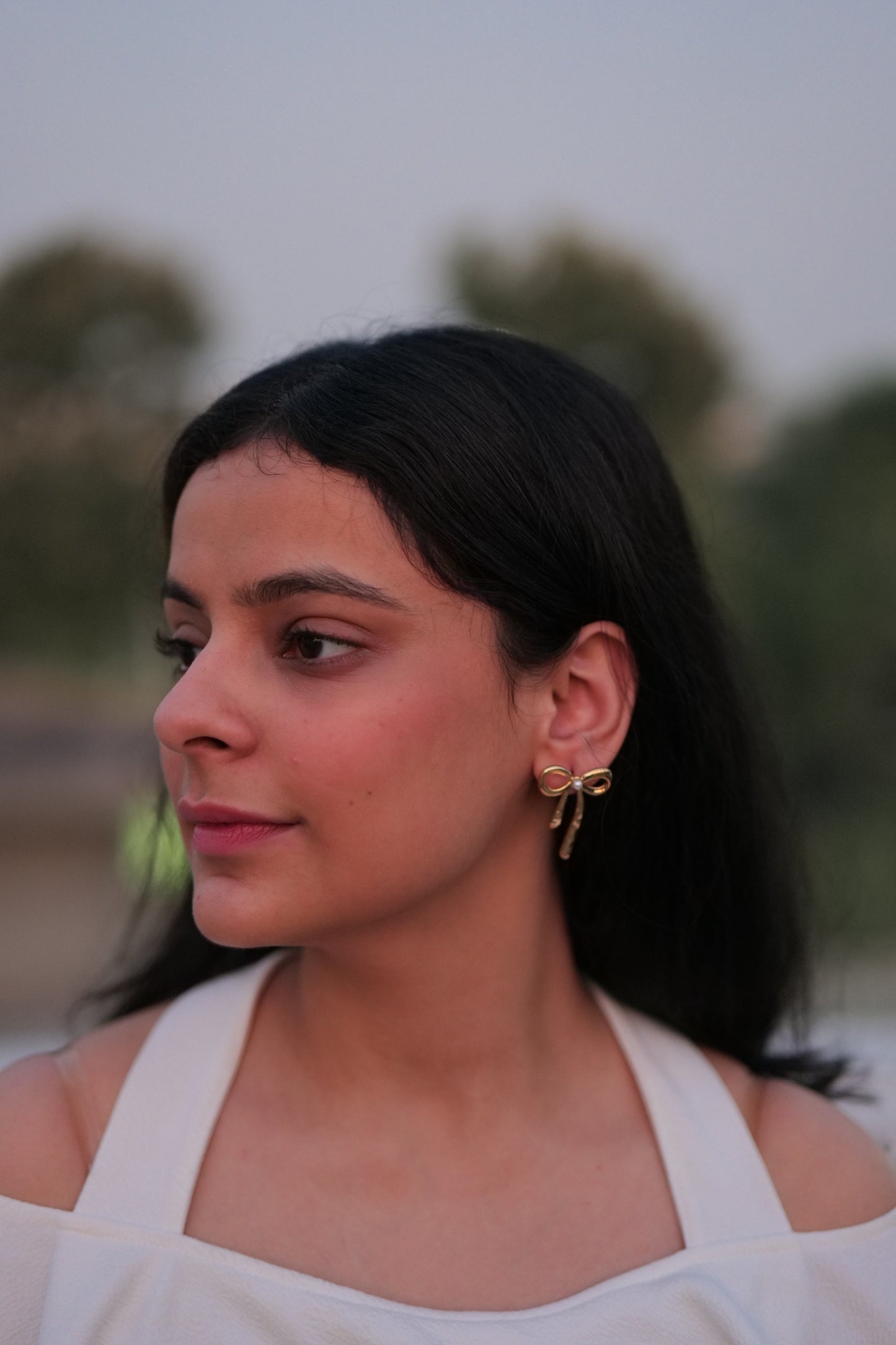 Viel of Beauty Bows Earrings