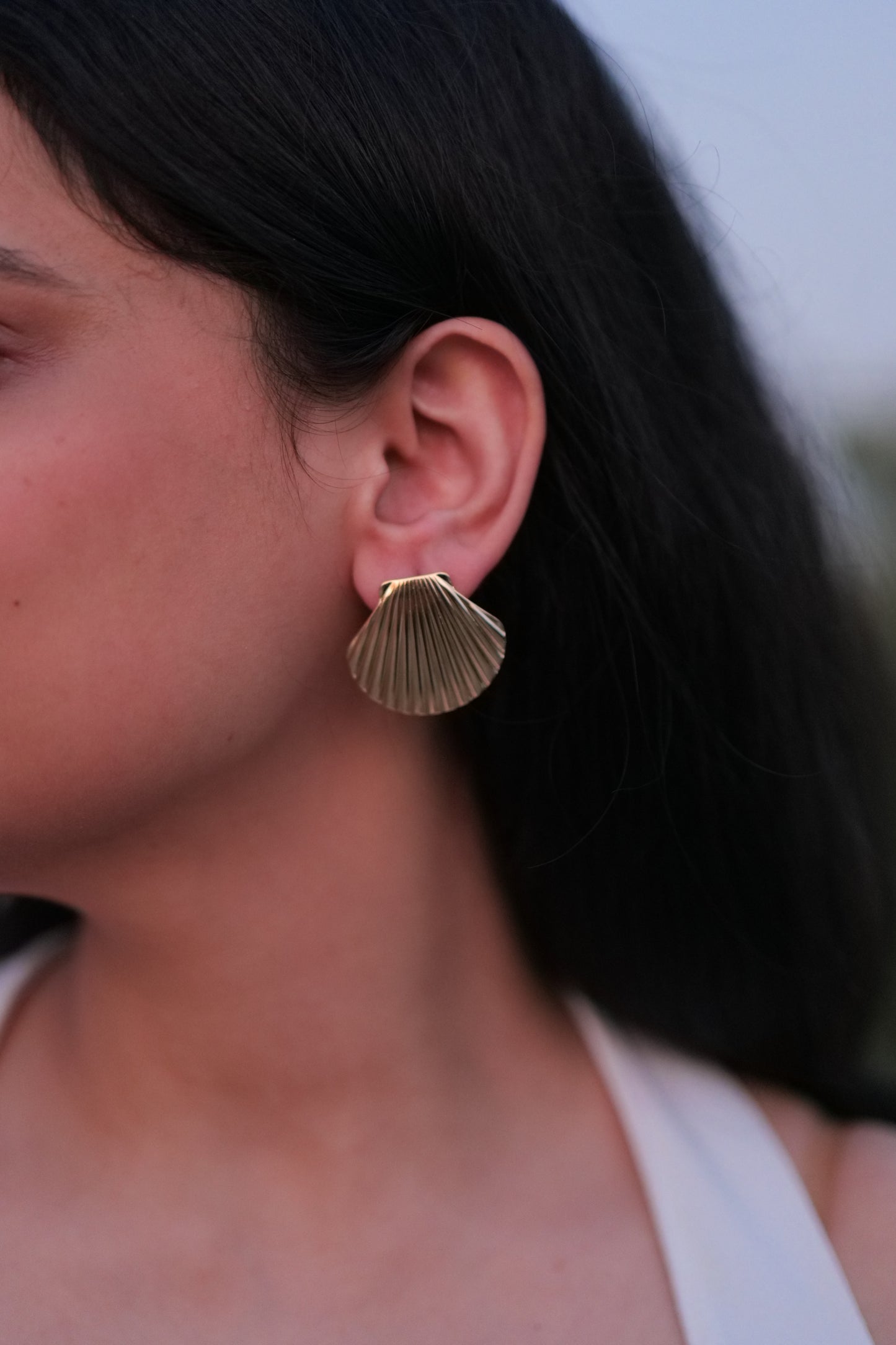 Luna Shell Earrings