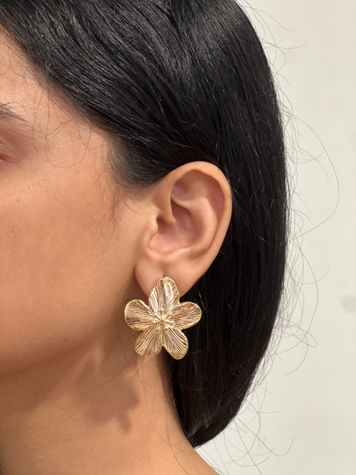 Textured Flower Gold Earrings