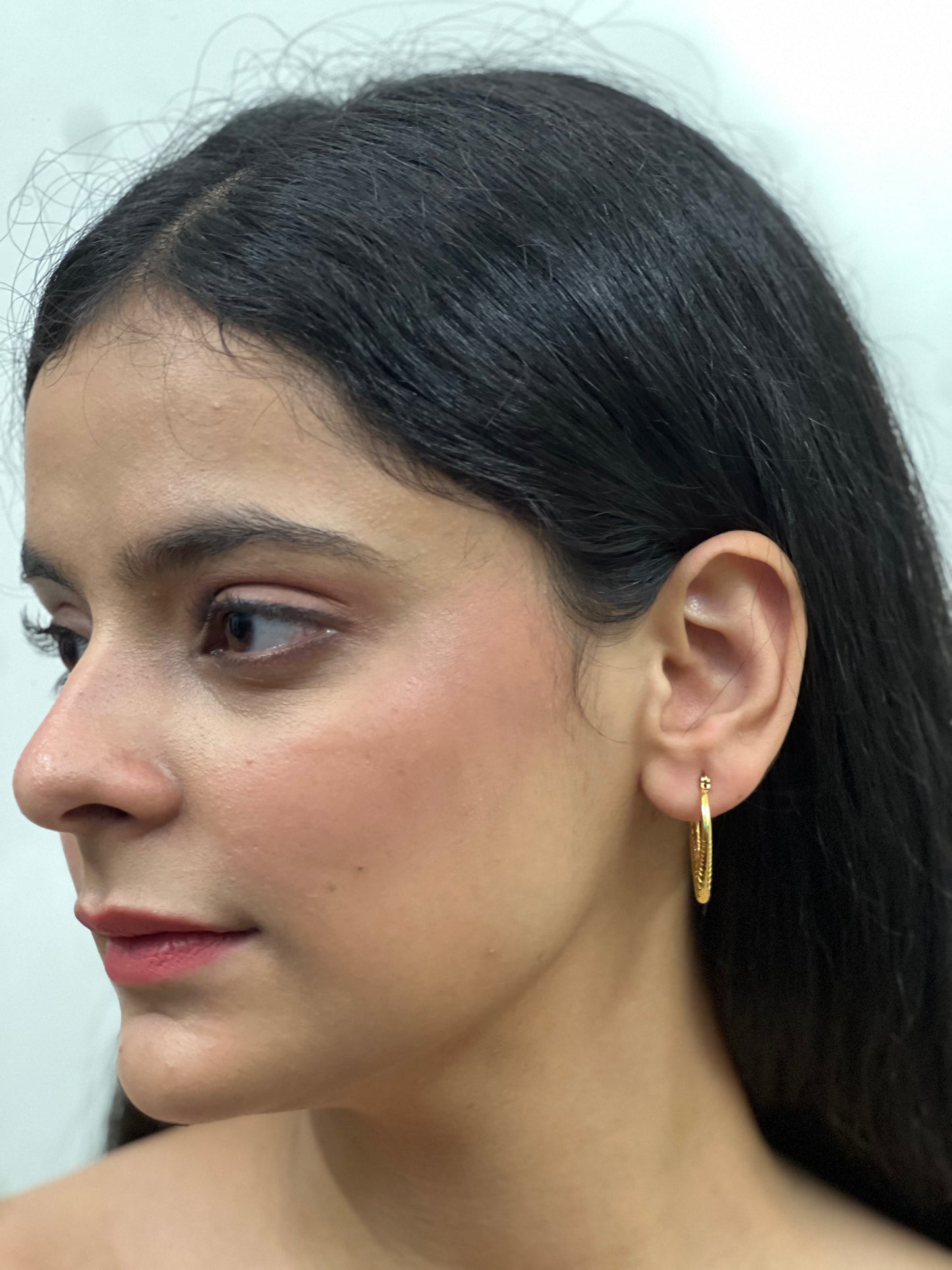 Sleek Timeless Hoops