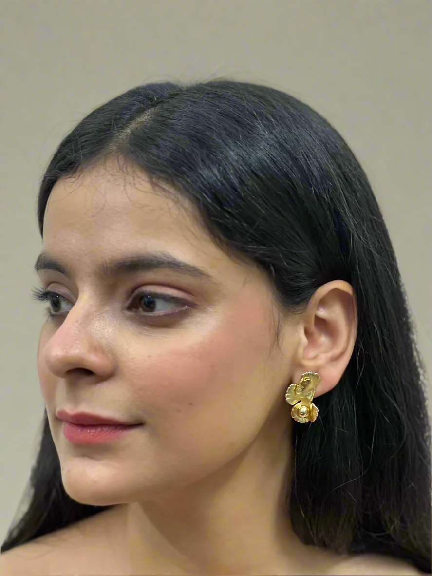 Gilded Glance Earrings