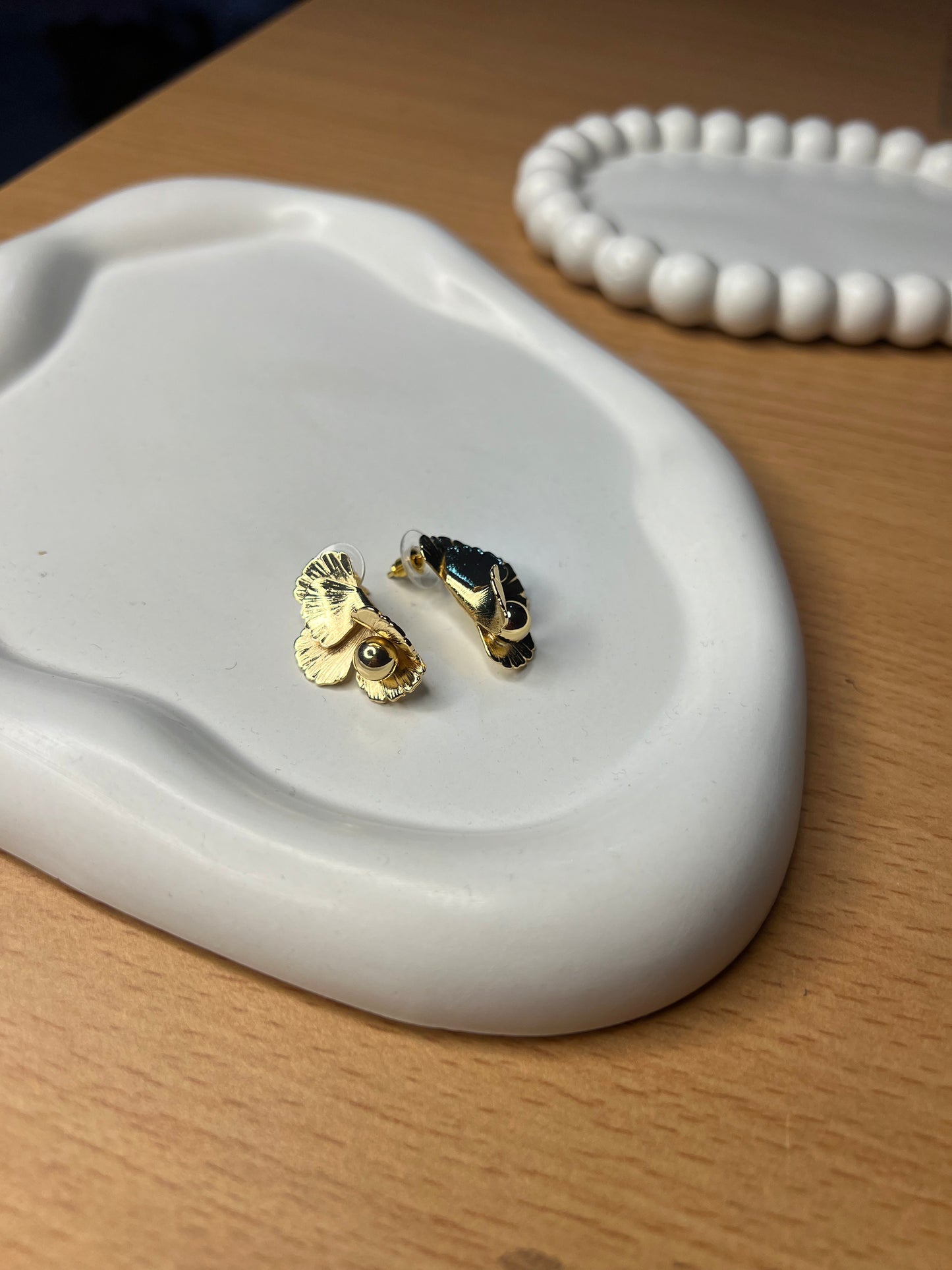 Gilded Glance Earrings