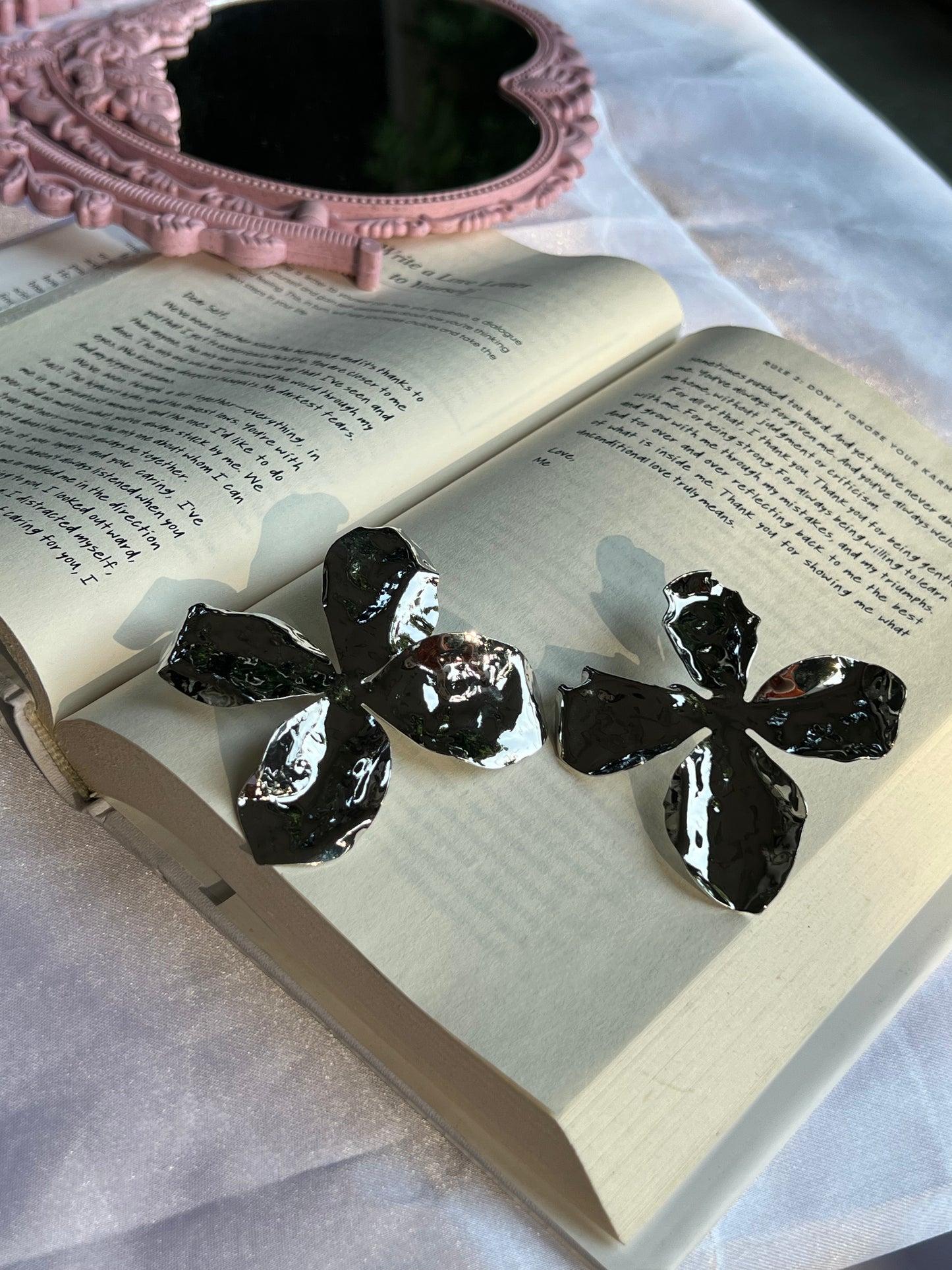 Silver majestic rose earrings