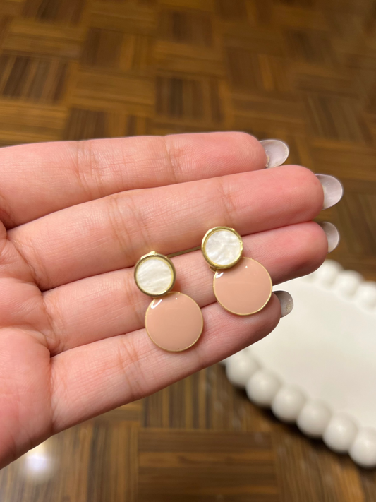 Petal Kiss Earring