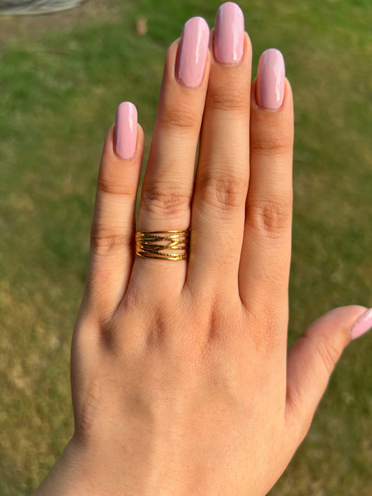 Lunara Wave Ring