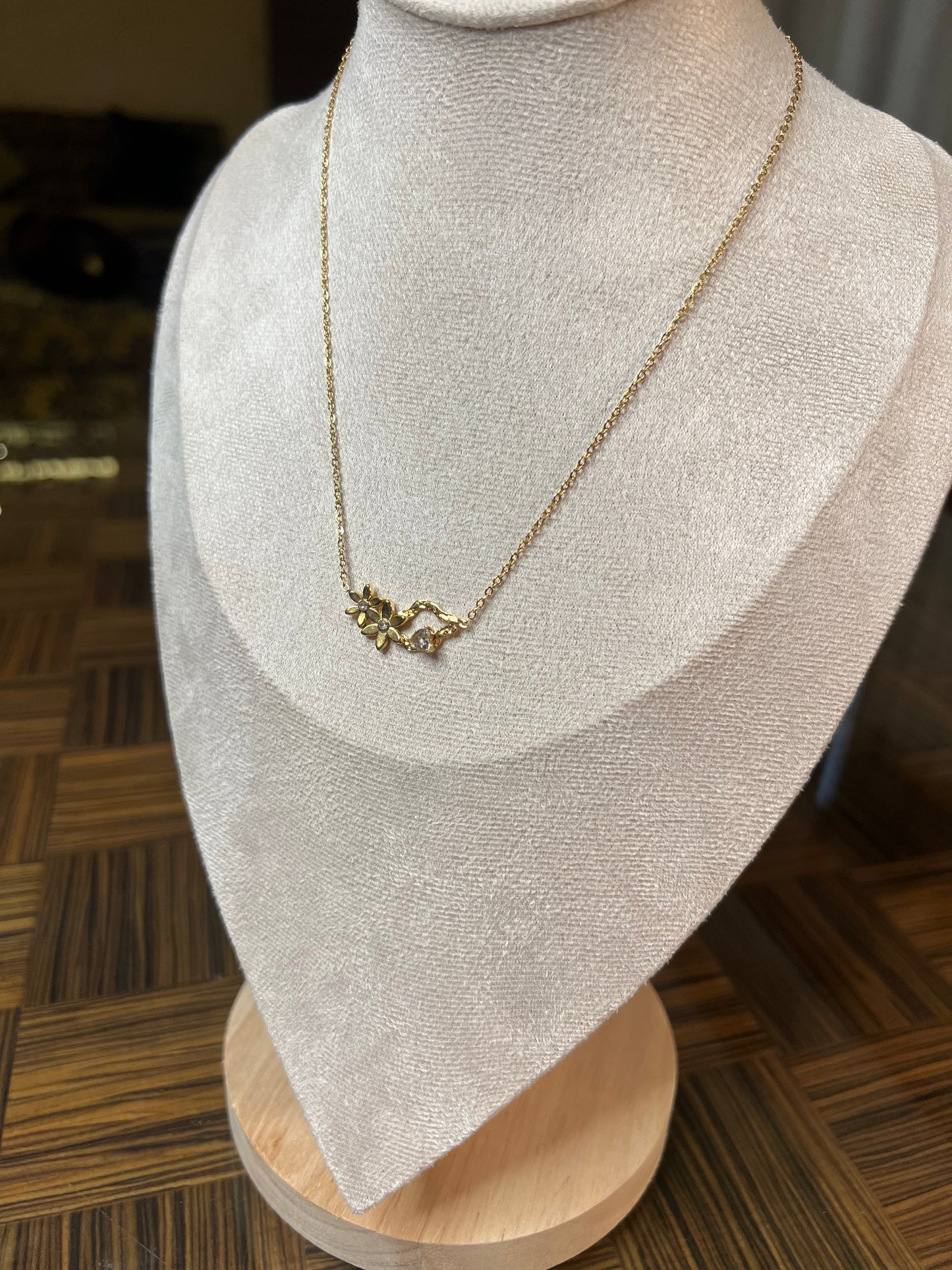 Floral Muse Necklace