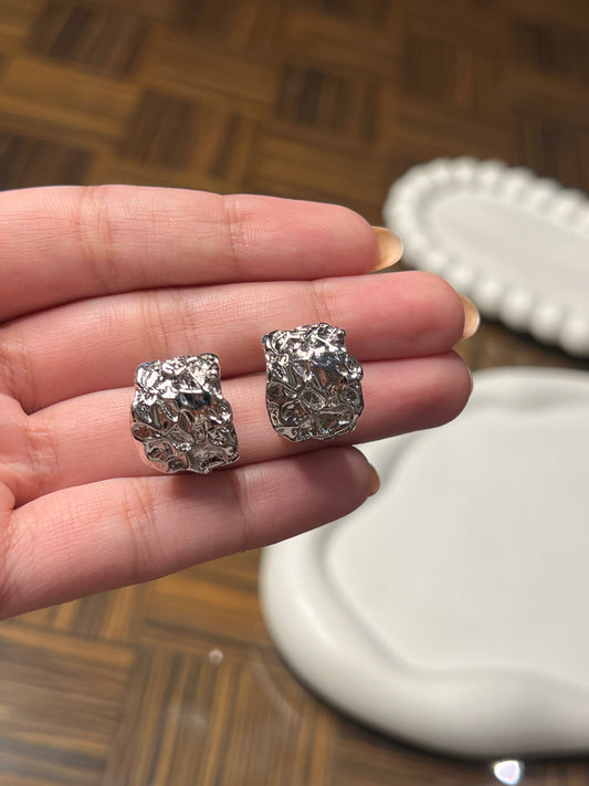 Silver Love Loops