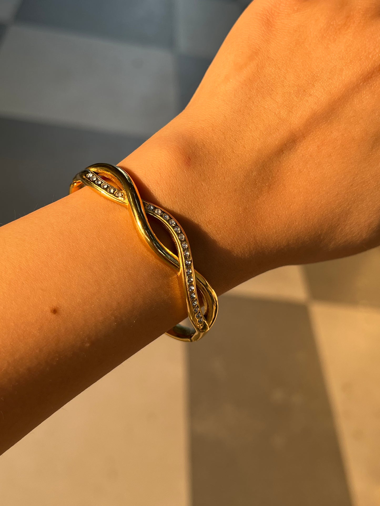 Infinity Loop Bracelet