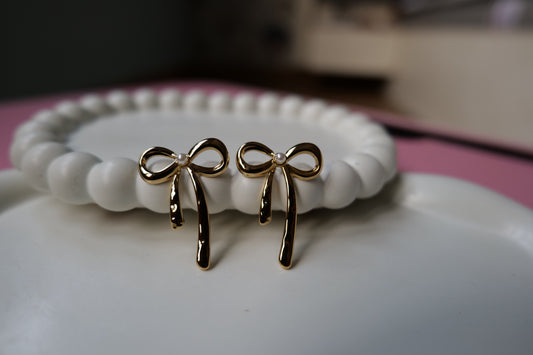 Viel of Beauty Bows Earrings